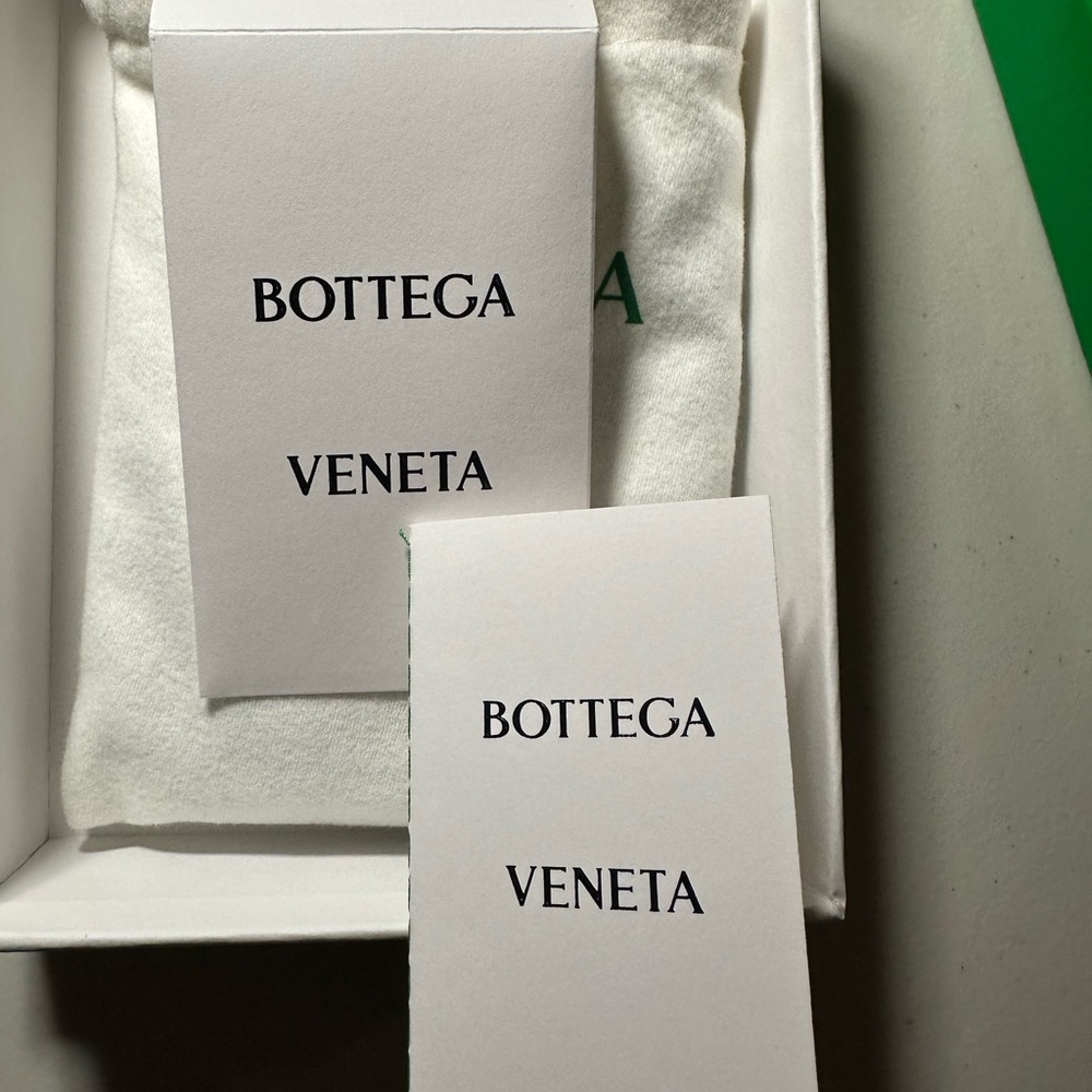 Bottega Veneta Woven Leather Green Card Case - Picture 9 of 9